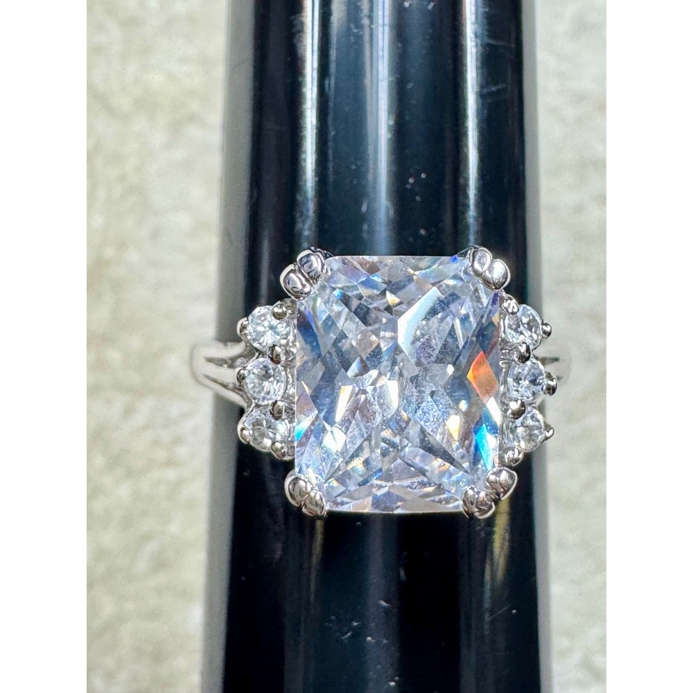 925 Sterling Silver Cushion Cut Cubic Zirconia Statement Ring Sz 8.5 Y2K Bling